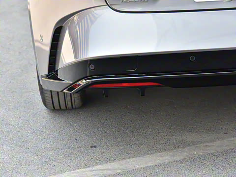 2025�� 550 PRO���а�