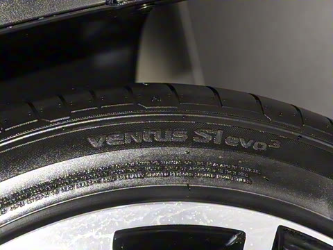 2025�� �Ŀ�� 300TSI DSG׿Խ��