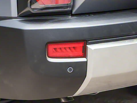 2025�� 2.0T 4WD Ultra