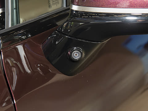 2025�� 825 Max��