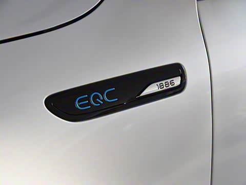 2020�� EQC 400 4MATIC ������ 1886������