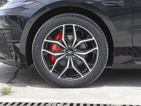 2025�� ���� 650Pro�캽��