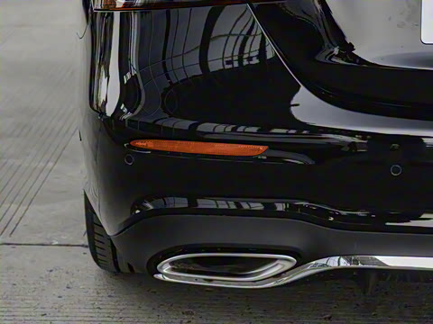 2023�� �Ŀ� E 300 L �˶�������