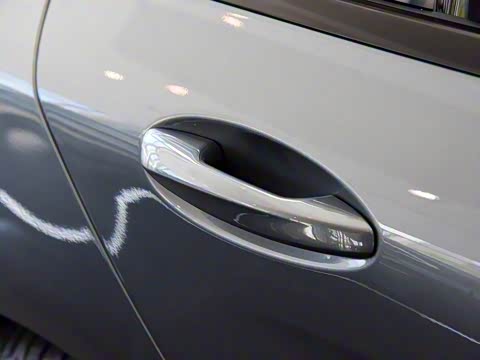 2020�� �Ŀ� C 260 �˶���