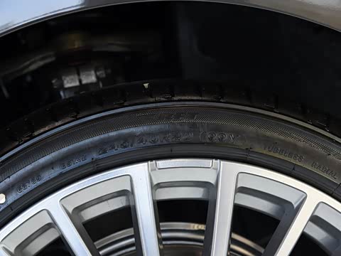 2019�� �Ŀ� 740Li ������ ������װ