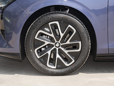 2025�� ���� 600km��׼��