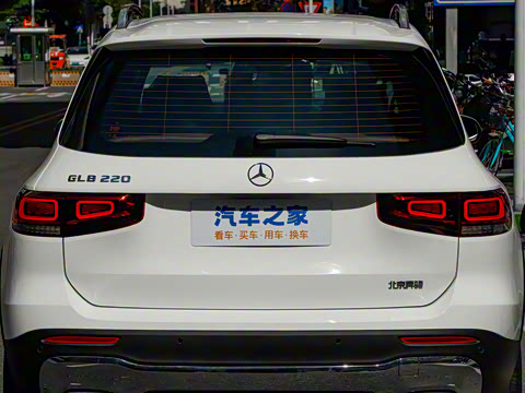 2023�� GLB 220 ʱ����