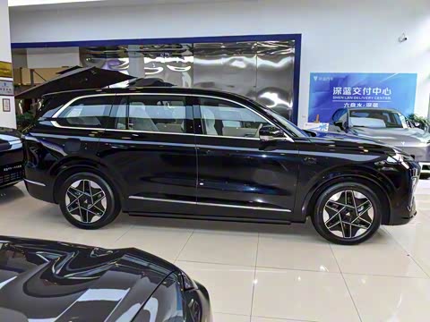 2025�� ����Ultra