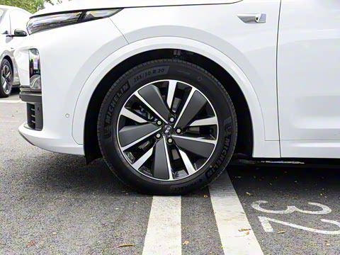 2025�� Pro ���ܻ��°�