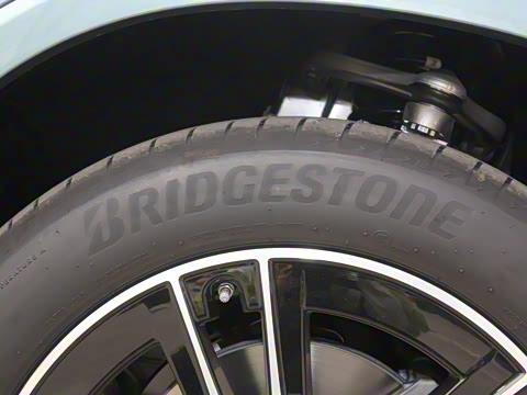 2025�� �Ŀ� GLC 260 L 4MATIC ������