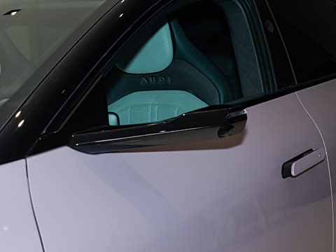 2026�� �콢quattro��