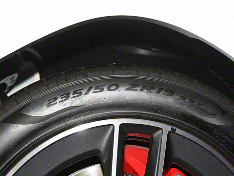 2025�� AMG GLA 35 4MATIC