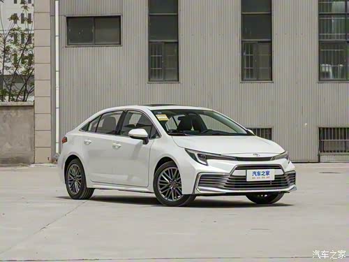 空间媲美b级车小凯美瑞的丰田凌尚