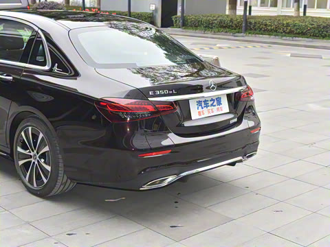 2022�� E 350 e L ���ʽ��϶����˶��γ�