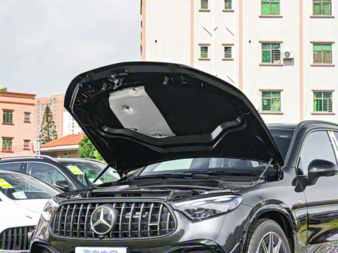 2025�� AMG GLC 43 4MATIC