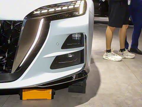 2025�� 2.0T ������