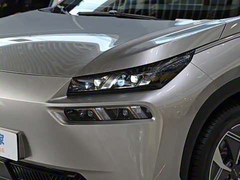 2024�� Plus 70 �Ƽ��� �������