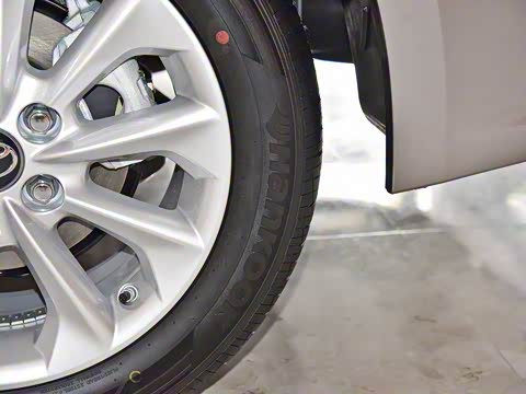 2019�� ˫�� 1.8L E-CVT GL-i��Ӣ��