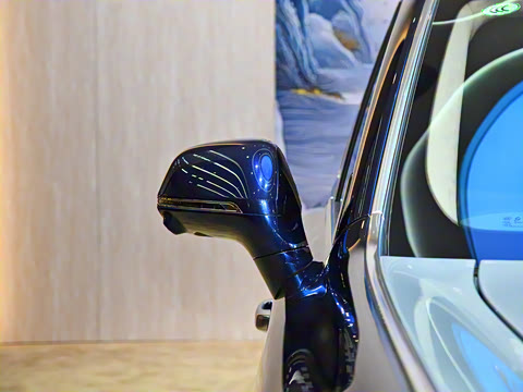 2025�� 4.0T V8 ��ͤ���϶��ư�