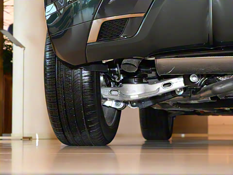 2023�� ����L P300e ���ʽ�綯��ϰ�