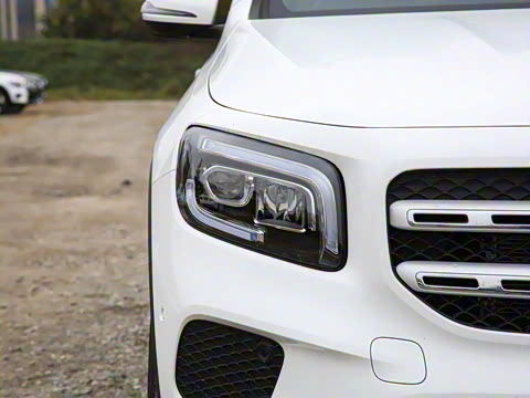 2022�� �Ŀ� GLB 200 ʱ����