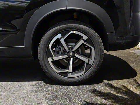 2025�� ���ܰ� 1.5T ��������