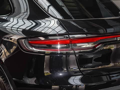 2025�� Macan 2.0T ���ΰ�