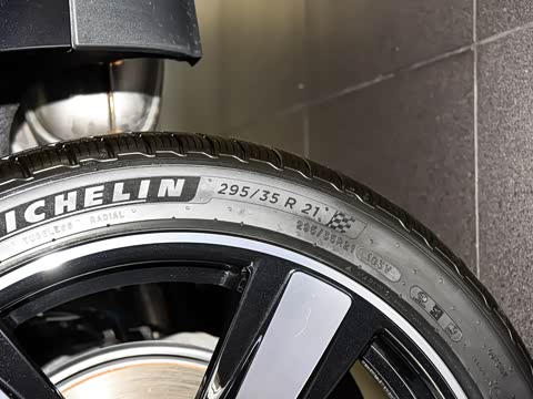 2025�� Macan 2.0T ���ΰ�