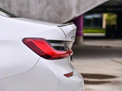 2020�� 325Li M�˶���ҹ��װ