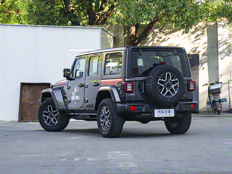 2025�� 2.0T ٪�޼�����̽����