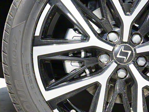 2023�� 1.5TGDI DCT�ǼҰ� 5��