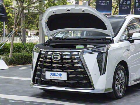 2025�� Ǭ��ϵ�� Ultra ͷ�Ȳ�