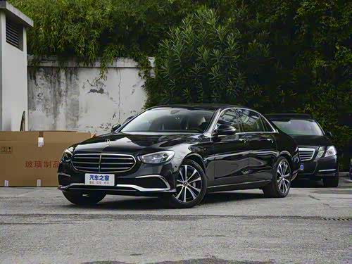 【图】奔驰e级新能源 2023款 e 350 e l 插电式混合动力轿车报价_图片