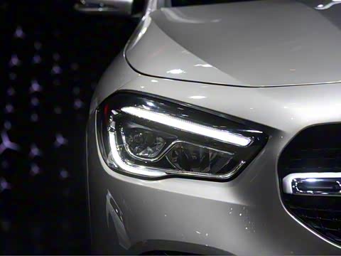 2020�� GLA 200