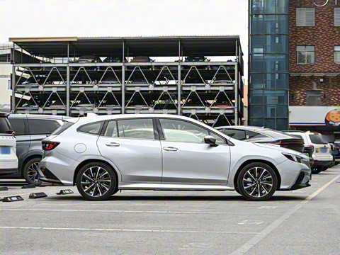 2025 2.4T CVT Wagon tS EyeSight