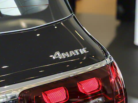 2025�� GLS 450 4MATIC ������