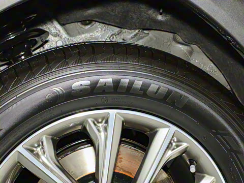 2025�� ��Խ�� 1.6TD �ֶ���PRO 7��