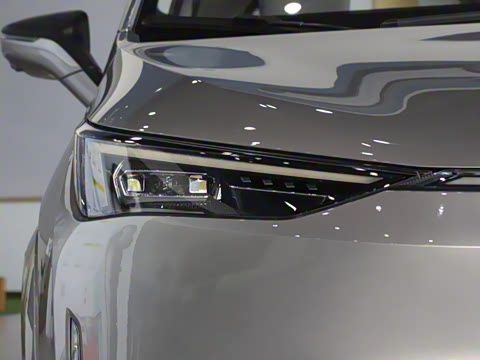 2022�� 510km ���ǰ� 135kW 63.98kWh