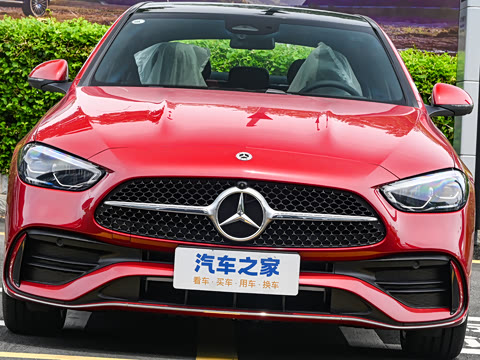 2025�� �Ŀ� C 260 L �˶���