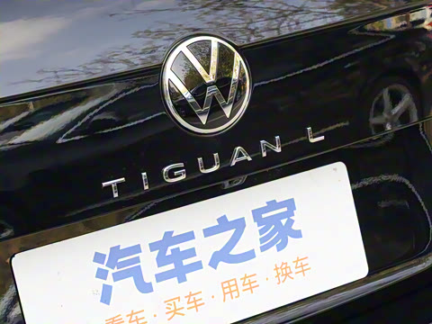 2023�� �Ŀ� 380TSI �Զ�����R-LineԽ����7��