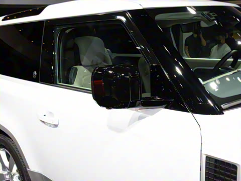 2022�� 90 2.0T P300 �������İ�