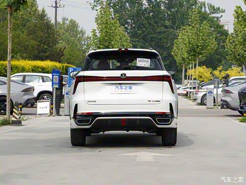 【第三代cs75plus如坐云端的释放与享受_张掖宇通长安