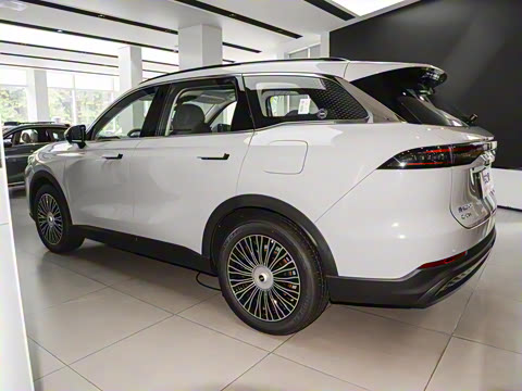 2025�� 120 ���������콢�� 5�� �������