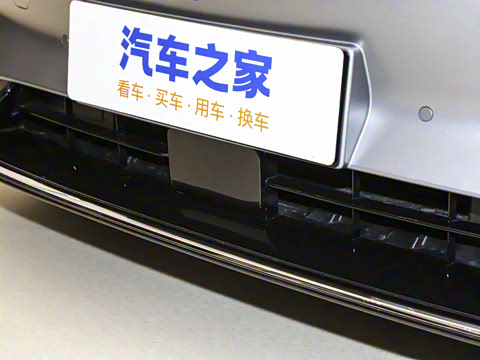 2025�� 703km Ultra�˶���