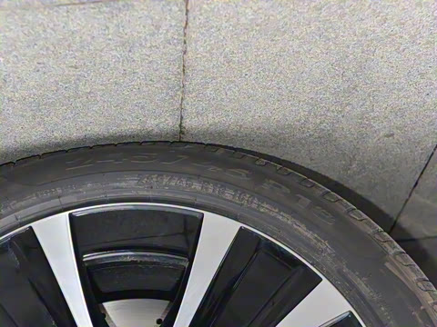 2022�� E 350 e L ���ʽ��϶����˶��γ�