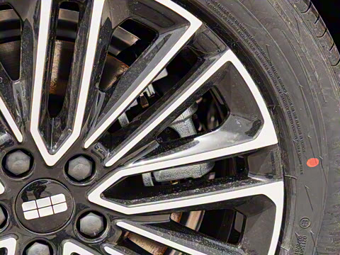 2025�� 130km EM-i ������