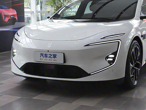 2025�� �Ŀ� Ultra���̰�