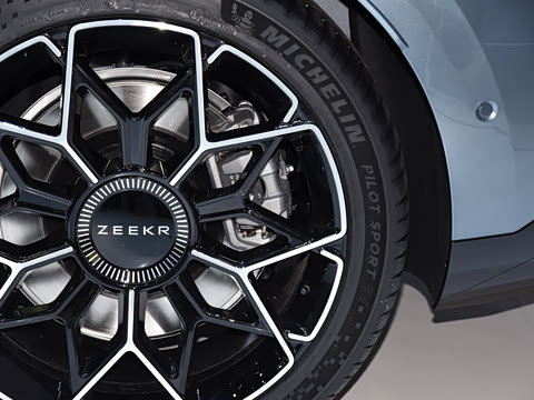 2024�� �����Ǽݰ� 100kWh