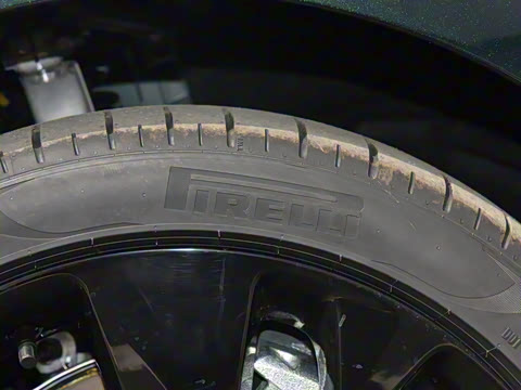 2023�� XFL 2.0T P300 �����콢�˶���