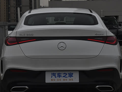 2025�� �Ŀ� GLC 300 4MATIC ����SUV